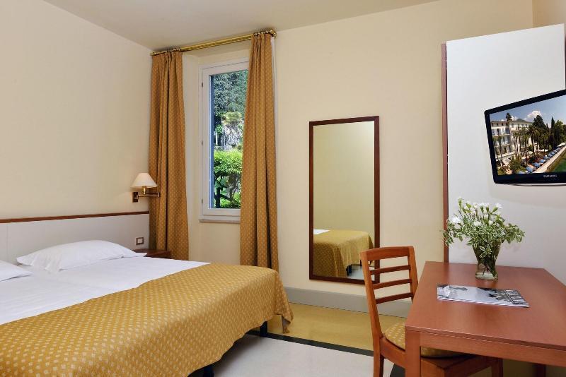 Hotel Monte Baldo E Villa Acquarone Gardone Riviera Εξωτερικό φωτογραφία