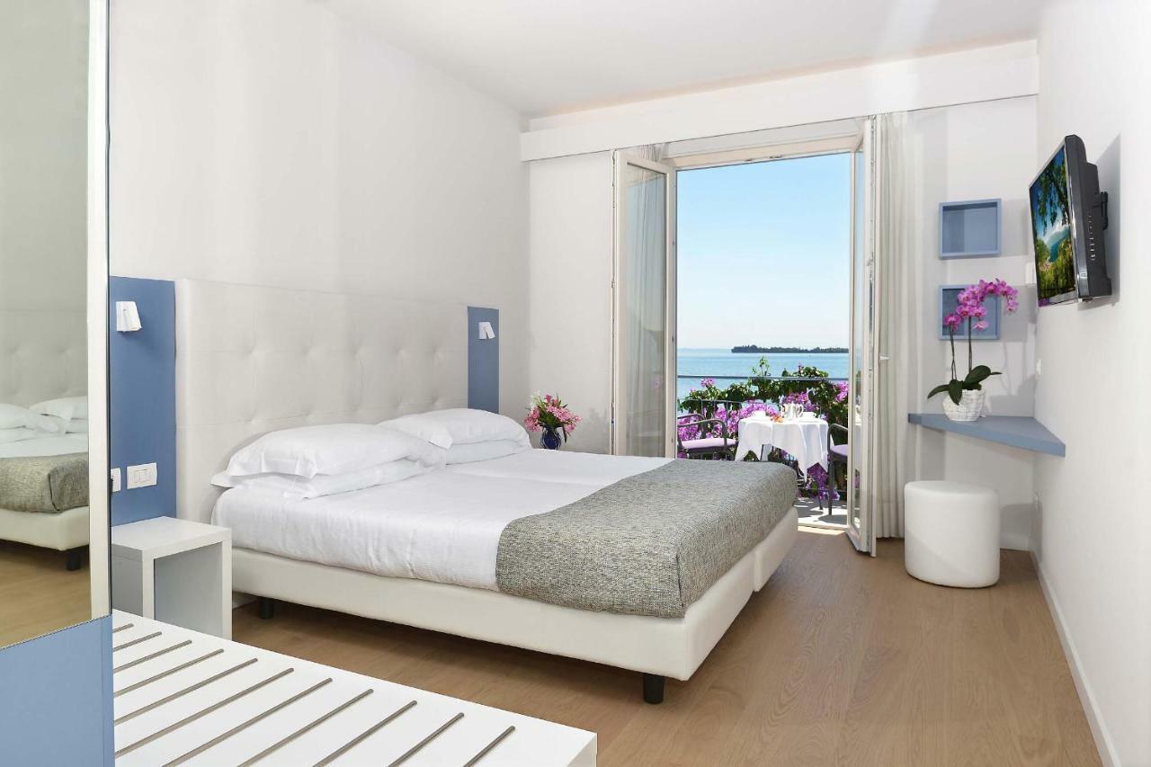 Hotel Monte Baldo E Villa Acquarone Gardone Riviera Εξωτερικό φωτογραφία